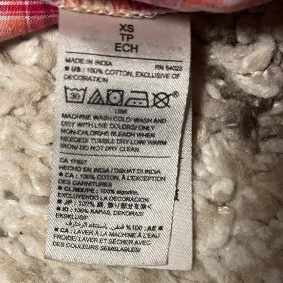 Old Navy poplin sleep shorts - Picture 3 of 3